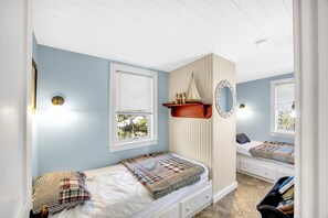 3 bedrooms, iron/ironing board, WiFi