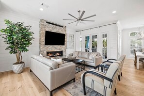 TV - Holiday Availability! Private Pool! Gulf Views! 4 Bikes! Short Walk to Beach! (Santa Rosa Beach)