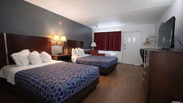 Classic Room | Blackout drapes, iron/ironing board, free WiFi, bed sheets