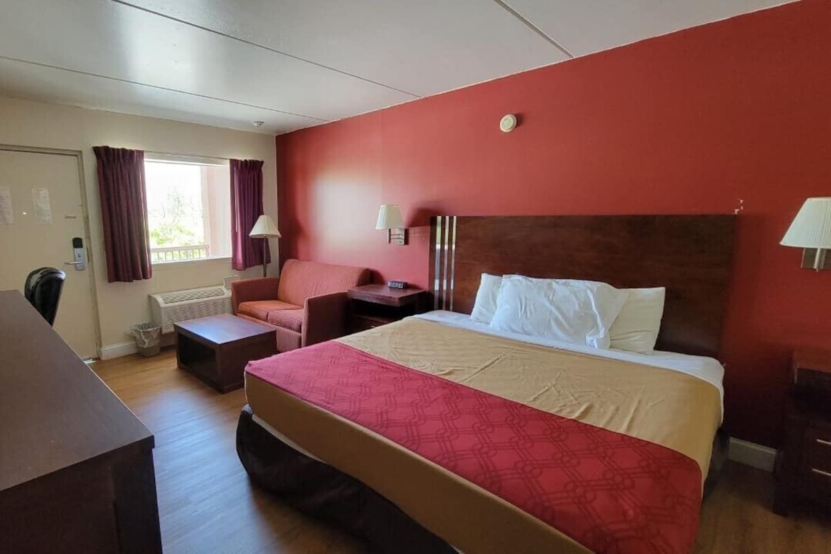 Blackout drapes, iron/ironing board, free WiFi, bed sheets