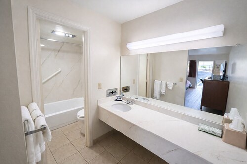 Kings Inn Motel