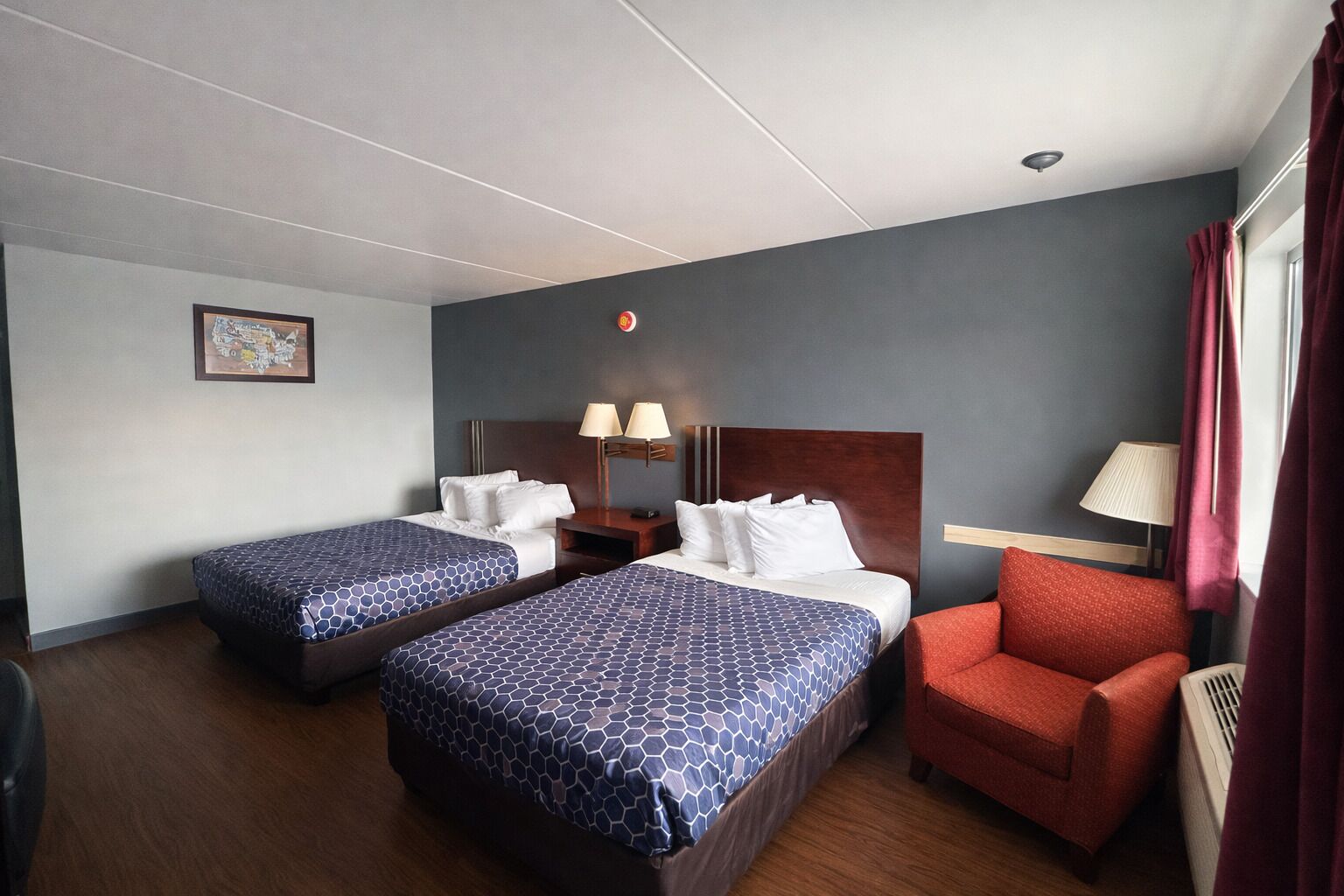 Classic-huone | Pimennysverhot, silitysrauta/-lauta, ilmainen Wi-Fi, vuodevaatteet