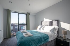2 bedrooms, iron/ironing board, WiFi, bed sheets - 2BR Apartment in the city center | Birmingham (Birmingham)