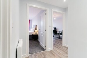 1 bedroom, desk, iron/ironing board, WiFi