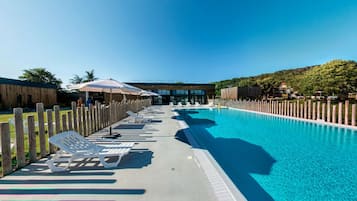 Indoor pool, seasonal outdoor pool