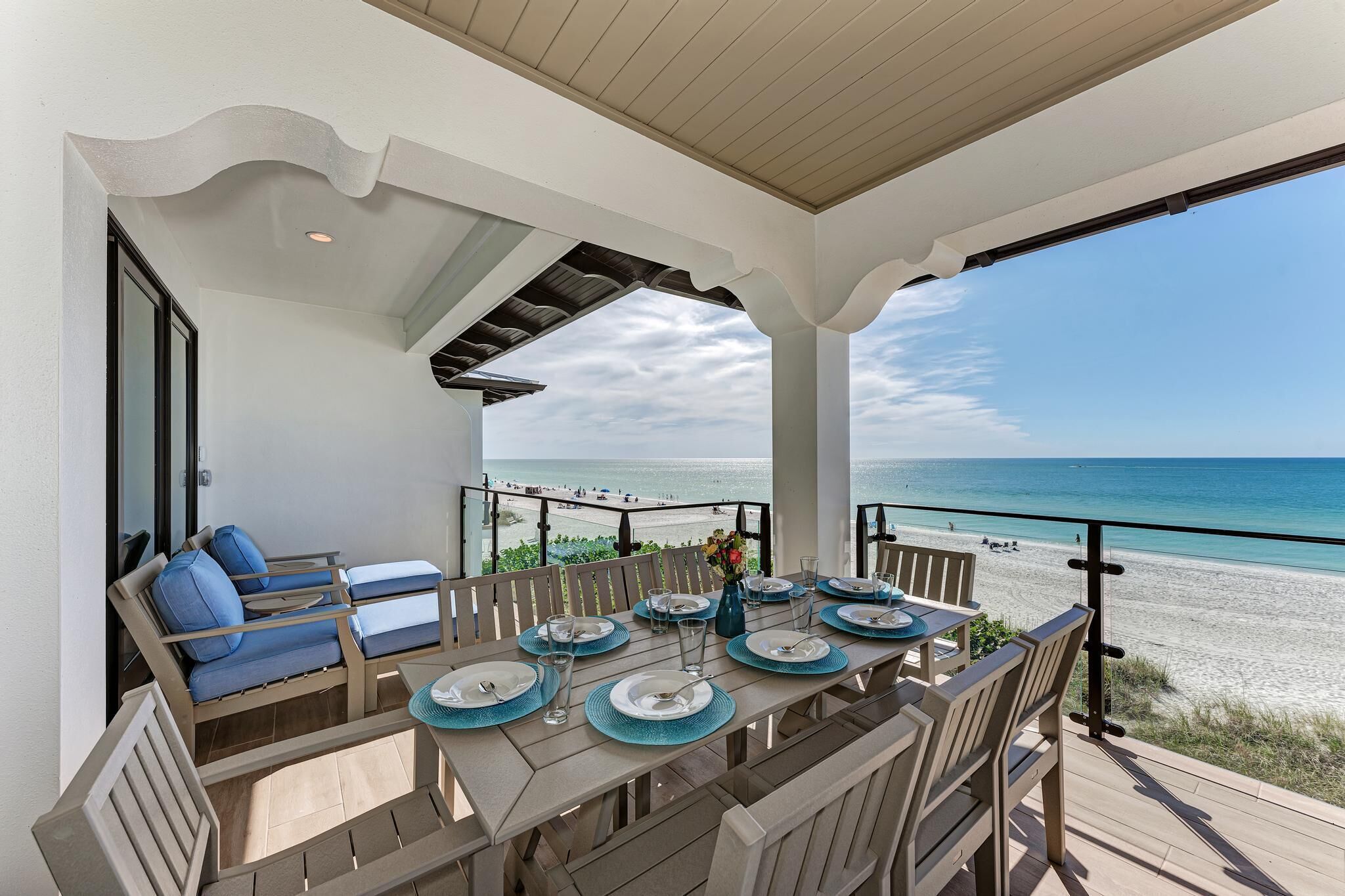 تناول الطعام بالخارج