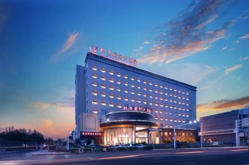 Yangzi International Hotel