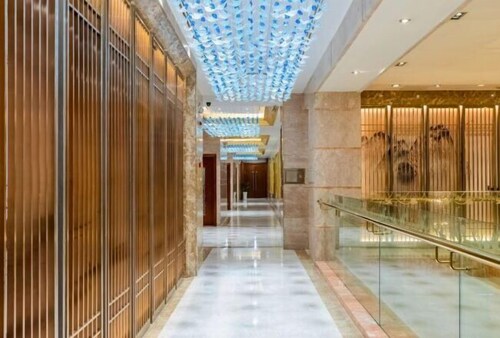 Yangzi International Hotel