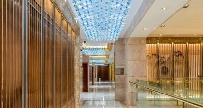 Yangzi International Hotel