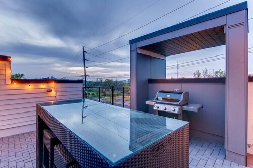 Above It All Stay • Rooftop • 3BR • Near Gulch/12S