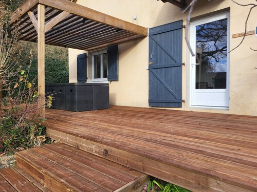 La Grange du Héron - Quiet 70m² house with heated swimming pool