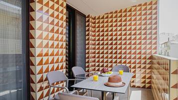 Luxury Apartment | Balcony