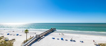 Indian Shores Beachfront 3/2 condo for up to 8 adults