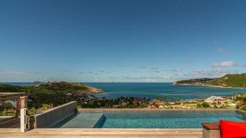 Una piscina climatizada