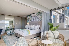 1 bedroom, desk, iron/ironing board, WiFi