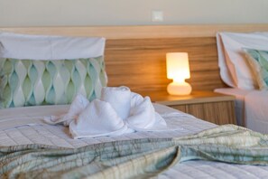 2 chambres, fer et planche à repasser, lit parapluie, Wi-Fi gratuit