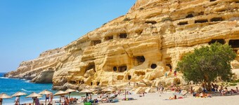 Tranquil sea view villa with pool,2km from beach!