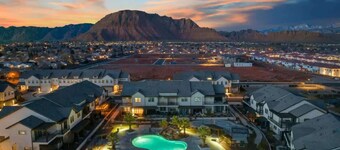 30 | Poolhouse at Ocotillo Springs with Private Pool and Views