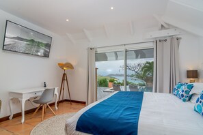 1 bedroom, in-room safe, free WiFi, bed sheets