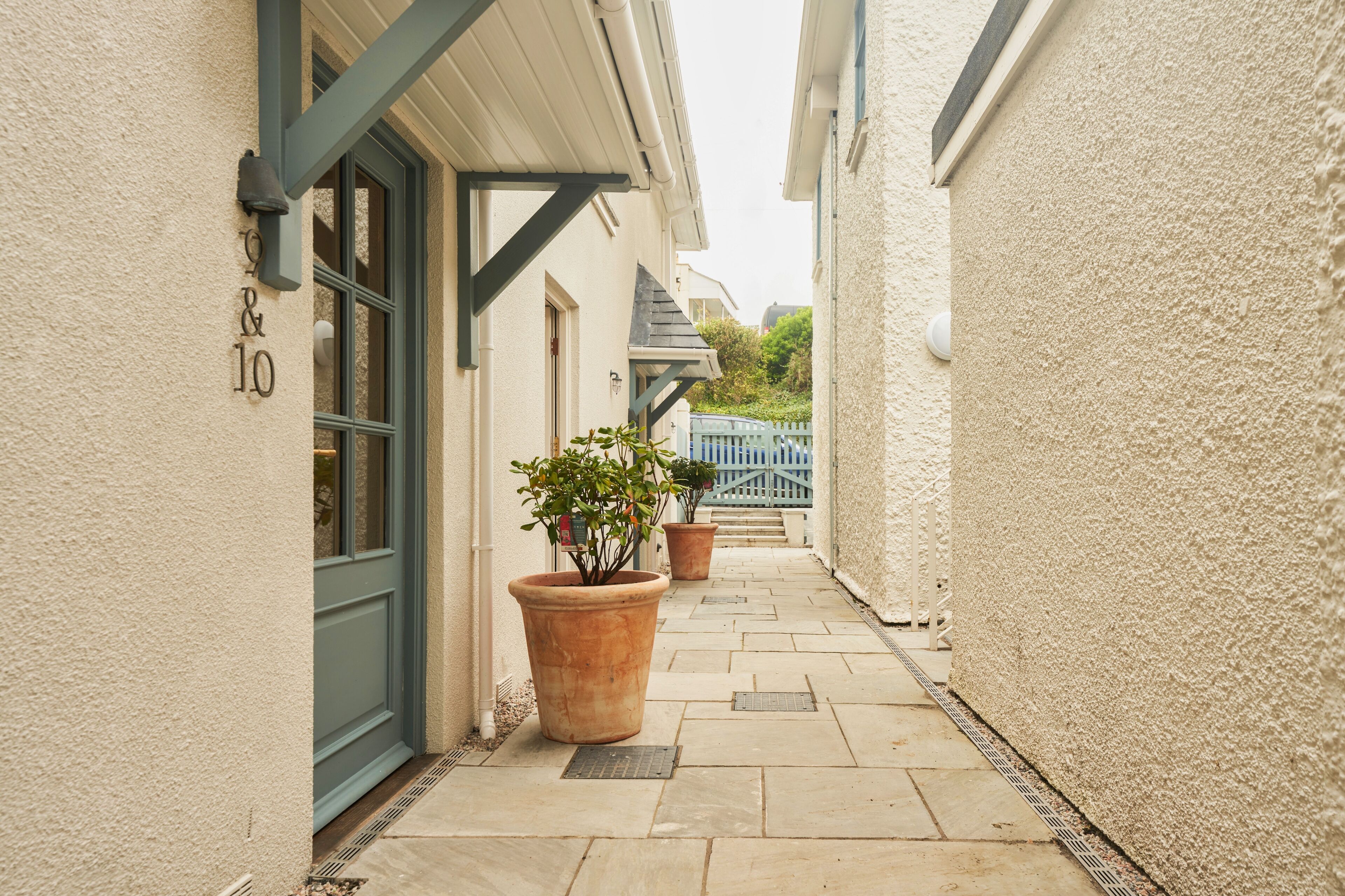 ミニバー、アイロン / アイロン台、WiFi (無料)