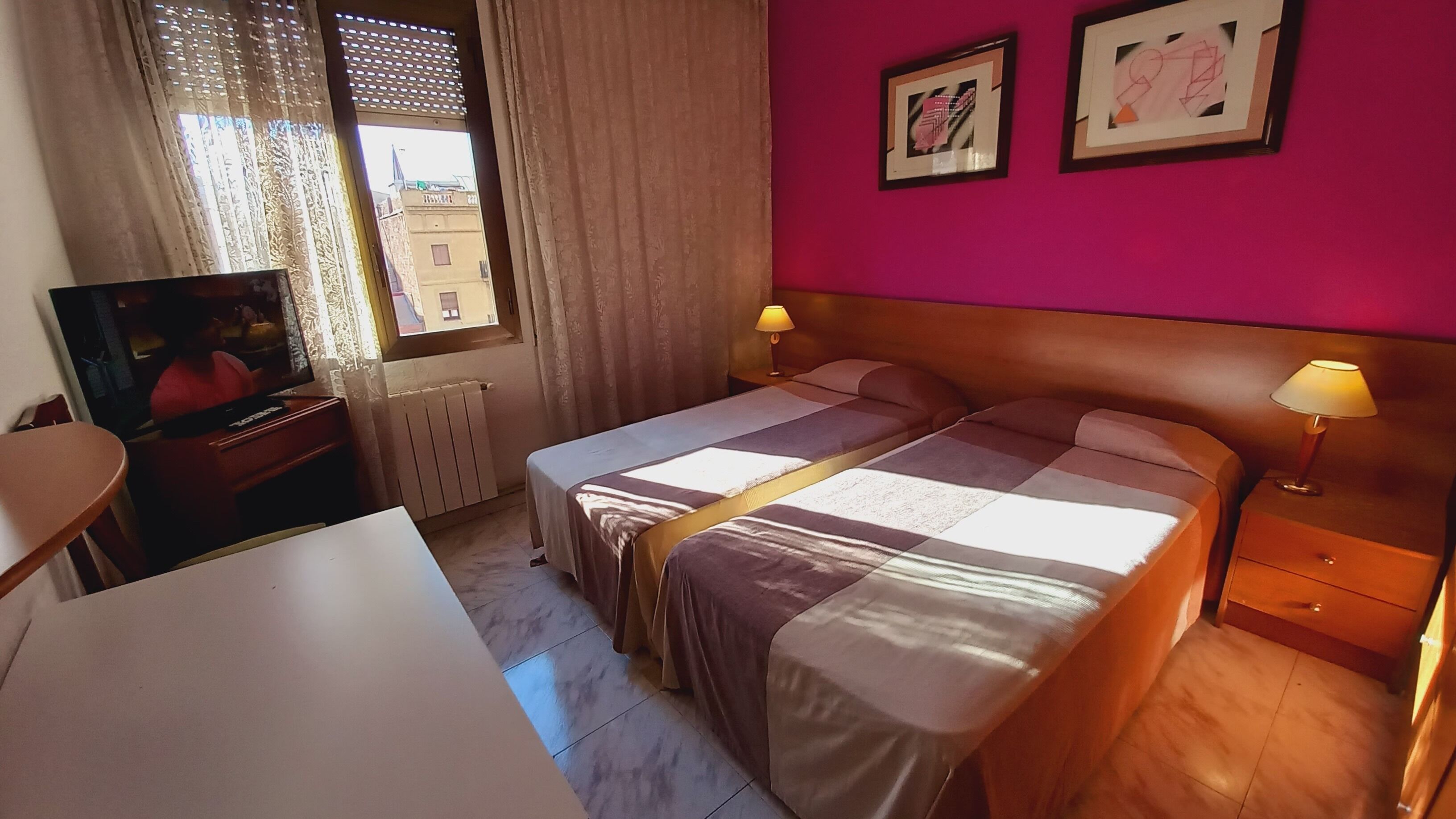 5 habitaciones y caja de seguridad en la habitación 