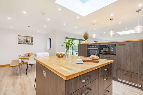 Three bedroom dog friendly holiday home in the Cotswolds - The New Bakehouse