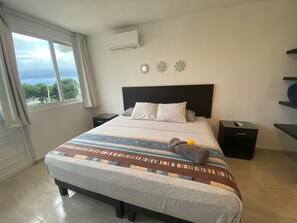 1 bedroom, desk, free WiFi, bed sheets