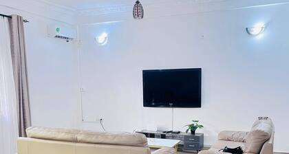 High standing furnished studio, WIFI, TV - Yaoundé, Omnisports
