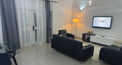 High standing furnished studio, WIFI, TV - Yaoundé, Omnisports
