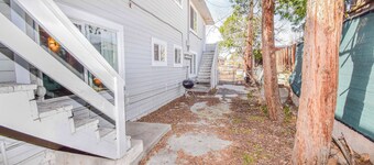 Spacious Cozy Unit Near University and Casinos