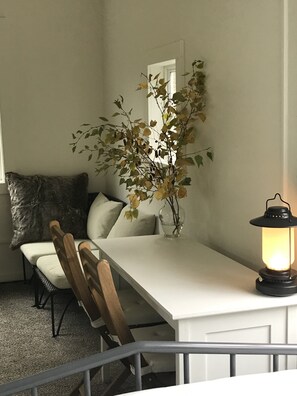 Interior - Studio near Vashon Town (Vashon)