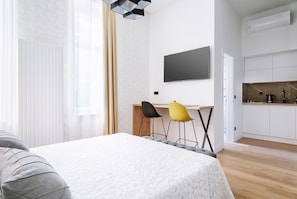 Superior Studio | In-room dining