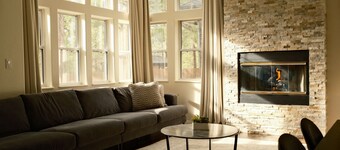 Upscale, Nature Views, Family Retreat for a great Mountain Getaway
