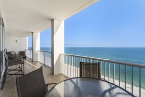 Terrace/patio - Island Tower 1502 by Liquid Life (Gulf Shores)