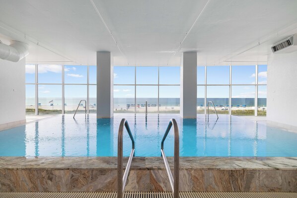 Piscine couverte