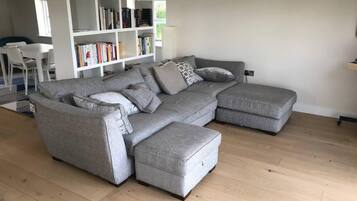 Leilighet | Oppholdsrom