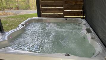 Bañera de hidromasaje exterior