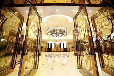 Bobai Baolilai Hotel