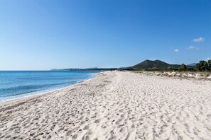 Beach - The perfect family home, just 200 meters from the beach and located in Tepilora Park!!! (Posada)