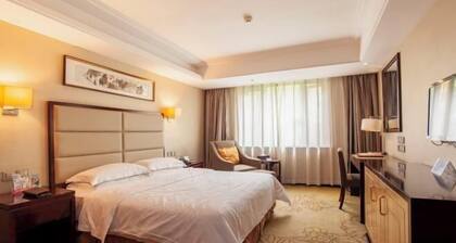 Lianhua Hotel