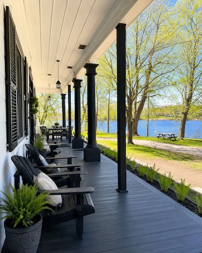 Maison Jacques: on the Sainte-Anne River