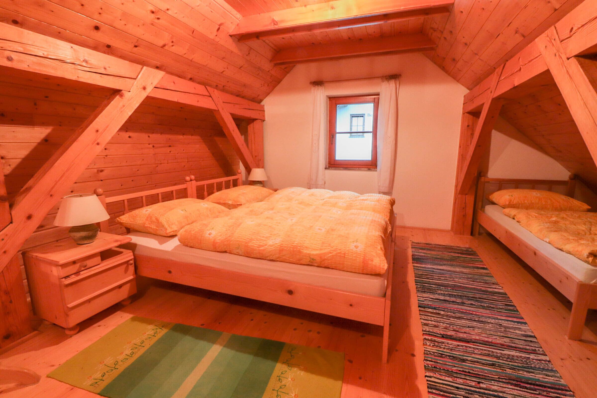 1 Schlafzimmer, Reisekinderbett, kostenloses WLAN, Bettwäsche