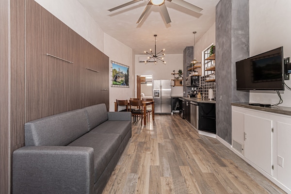 Smart TV, videojuegos, futbolito