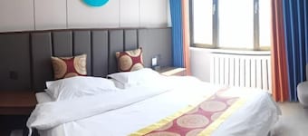 Erenhot Hualian International Hotel