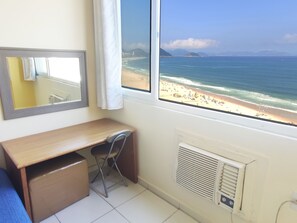 Apartamento Comfort 1201 | Living area - Ocean View Copacabana Best Spot (Rio de Janeiro)