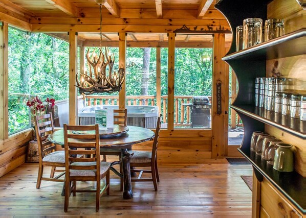 Exterior - Scenic Serenity #75 (Sevierville)