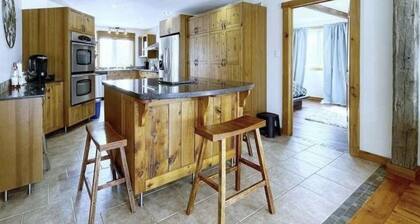 Kawartha Lake newly renovated, Lake View