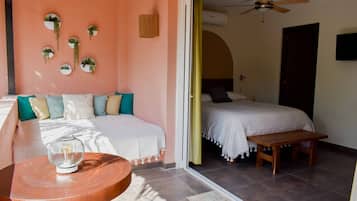 1 bedroom, free WiFi, bed sheets
