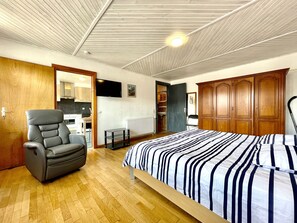 1 Schlafzimmer, Bügeleisen/Bügelbrett, kostenloses WLAN