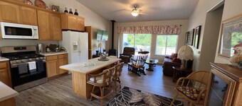Rural home wheelchair accessible, pet friendly close to River & lake & I-80.
